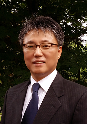 Dr. Eun-Woo Chang